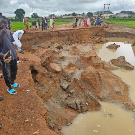 Kaduna residents demand urgent repair of collapsing Angwan Sunday Bridge