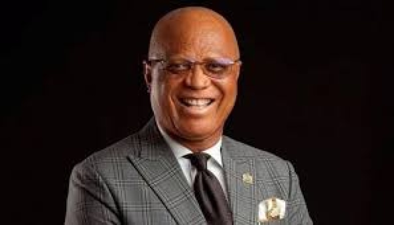 Gov Eno approves N50,000 wardrobe allowance for 20,000 teachers in Akwa Ibóm