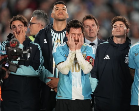 Onazi, Okocha, Neymar lead tributes to Messi after Argentina retirement