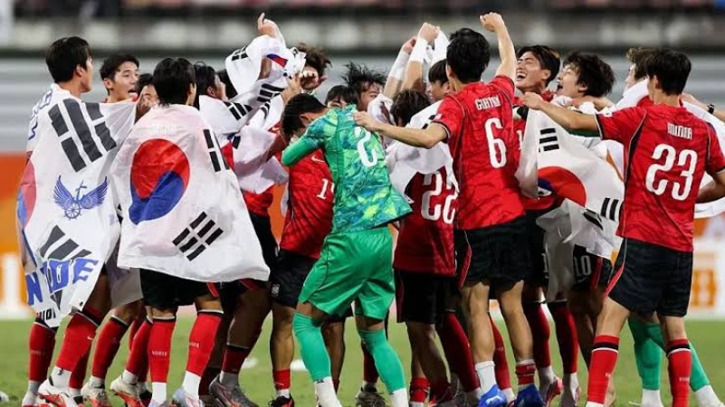 South Korea to review military service exemption after Asian Games row