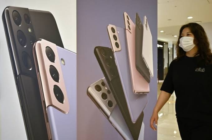 AI chip boom pushes Samsung profits to record $80bn