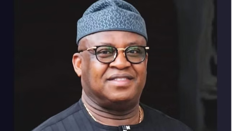 Okpebholo, Ize-Iyamu receive remains of ex-Edo PDP chairman Orbih