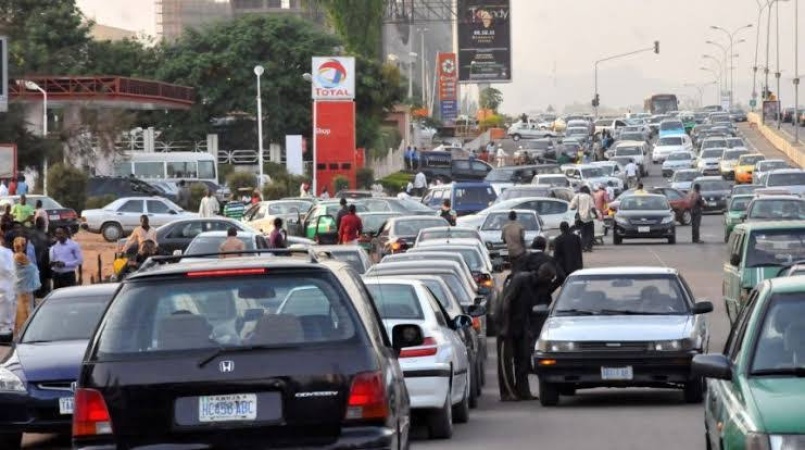 Abuja motorists decry continuous increase in petrol price
