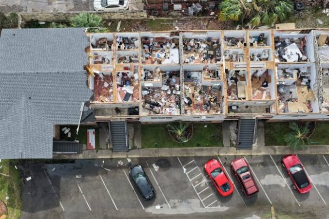 Four dead and thousands without power after Hurricane Isaias lashes US