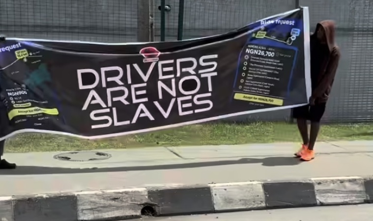 Ride-Hailing Drivers Protest In Lagos, Say ‘Drivers Are Not Slaves’