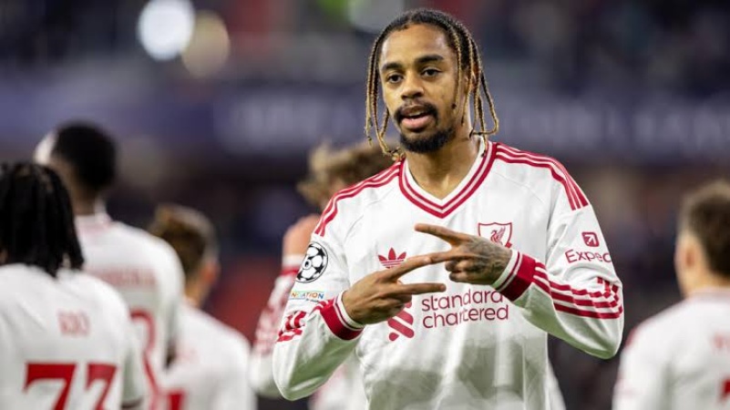 On night of mayhem for Liverpool, Barcola arrives in style