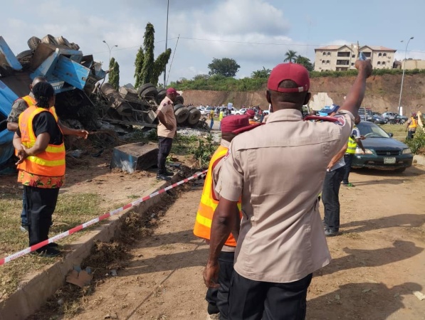 Father, son burnt to death as bus, tricycle collide in Plateau