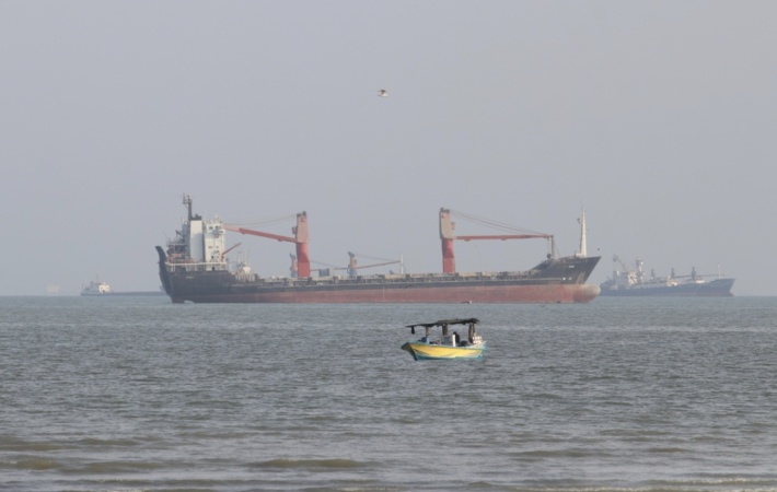 Iran’s Revolutionary Guard cites 7 internet cables under Strait of Hormuz, warns of ‘new targets’