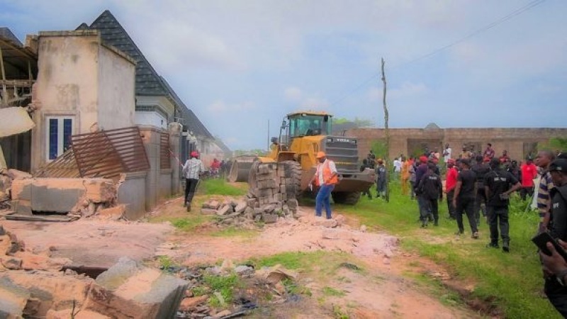 Okpebholo demolishes two buildings over cultism, organ harvesting