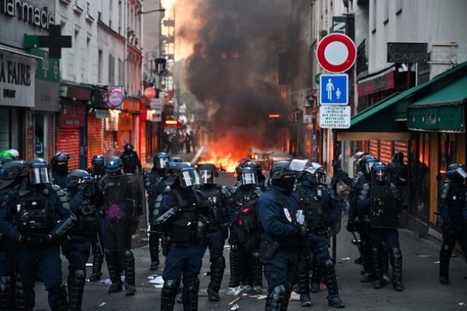 France on 'maximum level of vigilance' ahead of Oct. 24 demonstrations