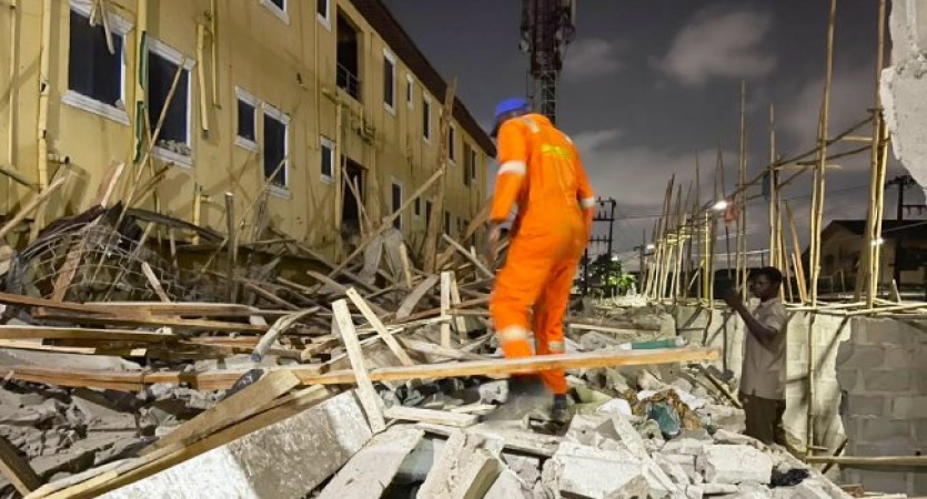 One Dead, Three Rescued As Building Collapses In Lagos