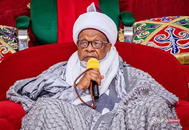 Viral Video: Emir of Katsina bombs APC, Tinubu’s govt