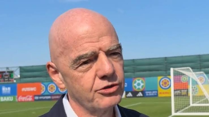 Infantino says he is backed by 'vast majority'
