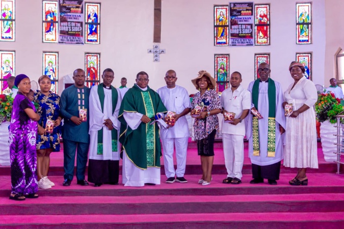 Anosike donates literature books to youths in Lagos West Anglican Communion