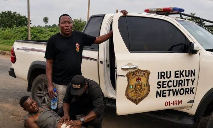 Sunday Igboho unveils Iru Ekun security outfit in Oyo