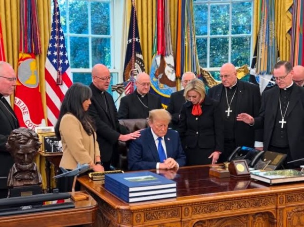 Catholic bishops apologise for ‘exploited’ Trump meeting
