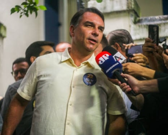 Bolsonaro declares himself ‘Brazil’s leader’