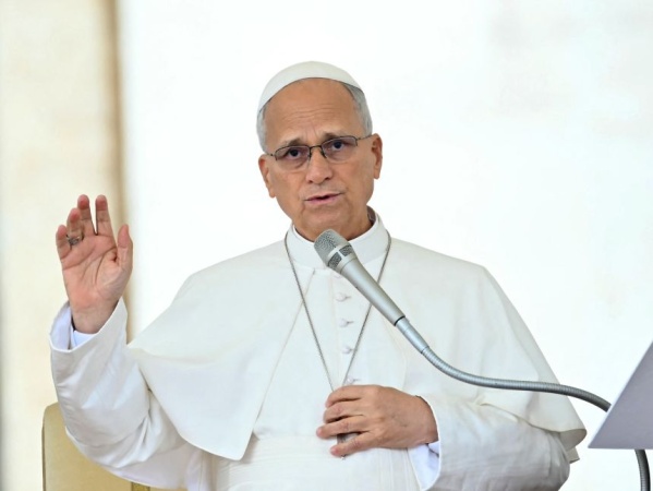 Pope Leo makes history by voting in US midterms