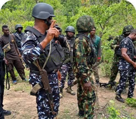 Security operatives discover 30 decomposed bodies of suspected bandits in Zamfara