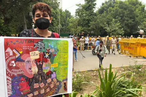 Thousands of security personnel deployed as Delhi braces for ‘cockroach’ protest