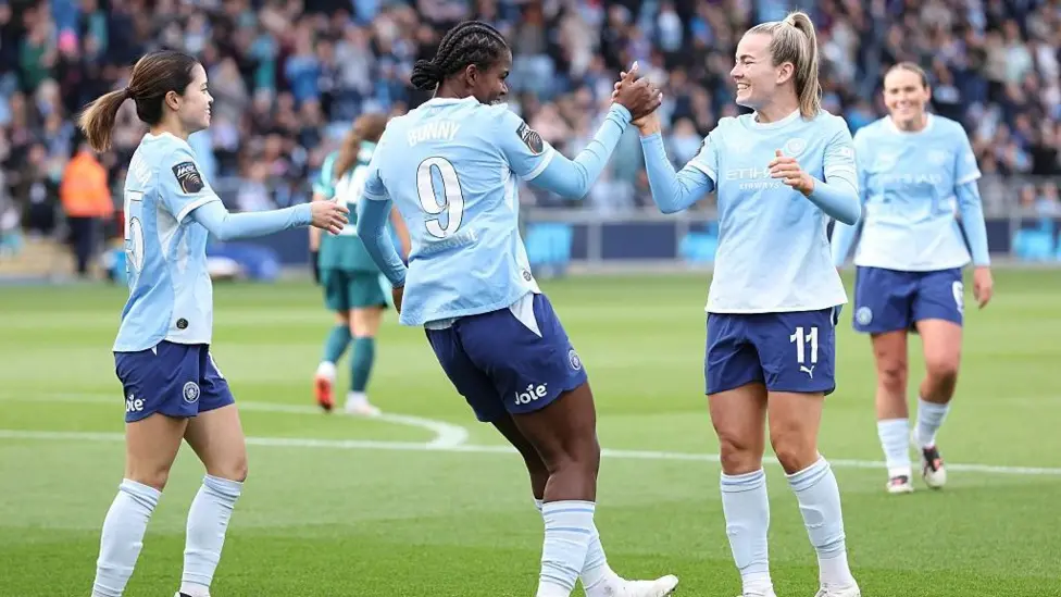 Man City survive scare to beat Brighton and stay unbeaten