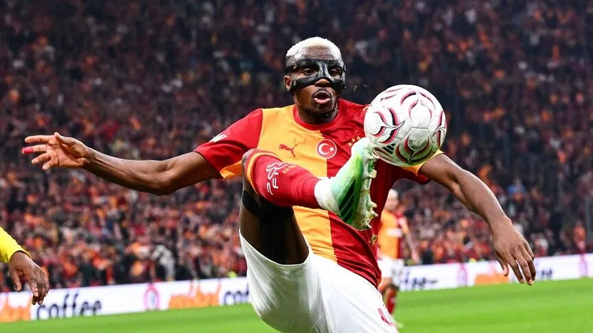 Osimhen strikes twice as Galatasaray humbles Fenerbahce