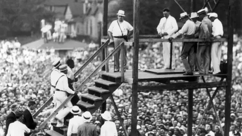 Public executions in the US stopped nearly a century ago - why are they resuming now?