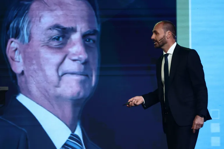 Brazilian Supreme Court judge issues arrest warrant for Eduardo Bolsonaro