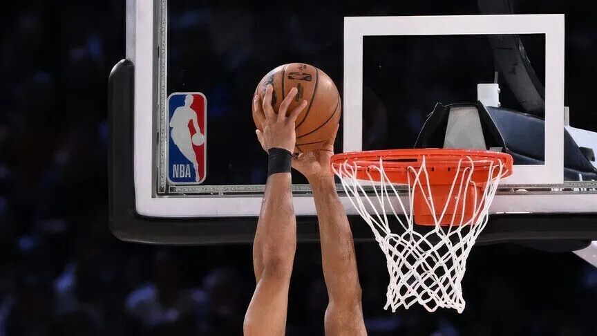 NBA season opens with wins for 76ers, Pistons and Thunder