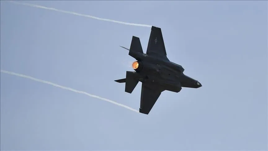 French fighter jet crashes during training flight, killing pilot