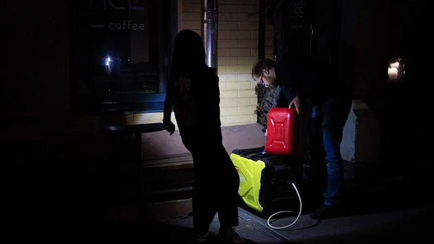 Thousands without power as UK prepares for Storm Boelo